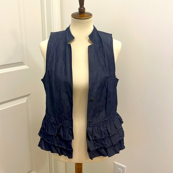 Banana Republic Vest - Picture 5 of 7